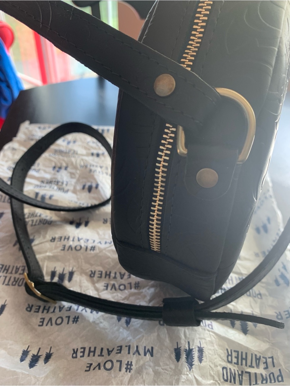 Portland Leather Goods Circle Crossbody Bag in DAHLIA! - Picture 8 of 10
